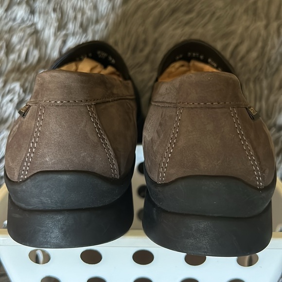 Almost new Mephisto Women's Soriane Loafer Leather Size 6 Walnut Color - Picture 5 of 8